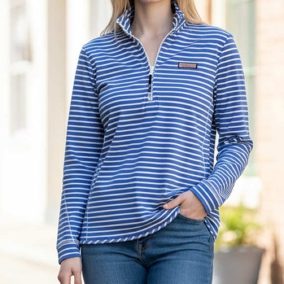 Vineyard Vines Sweaters - Vineyard Vines Women’s Large The Shep Shirt Blue and White Stripe Quarter Zip B7